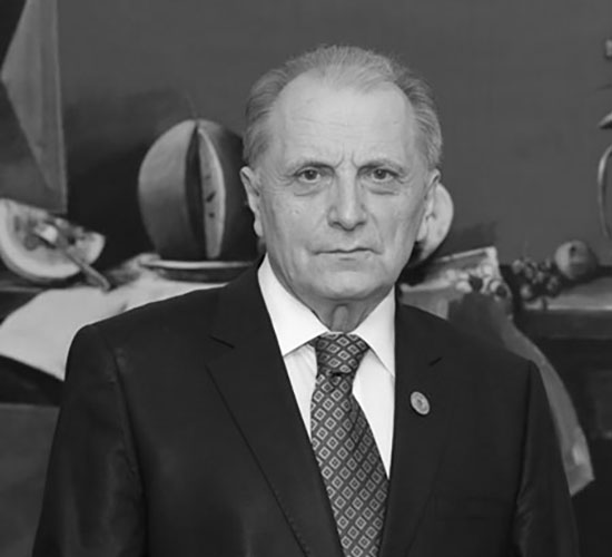 Преминуо академик Миро Вуксановић